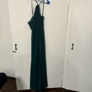 Emerald green halter maxi dress with stretchy material
